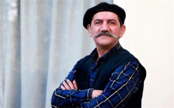 حمید جبلی با یک کتاب در رادیو حمید جبلی با یک کتاب در رادیو
