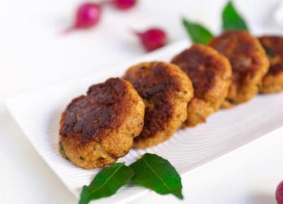 طرز تهیه کتلت مرغ با سیب زمینی خام و پخته